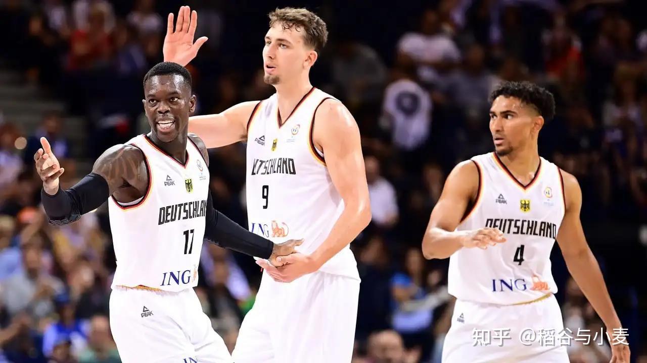 佳陣容背後 佳陣容背後